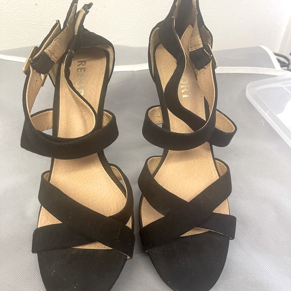 Report heels
